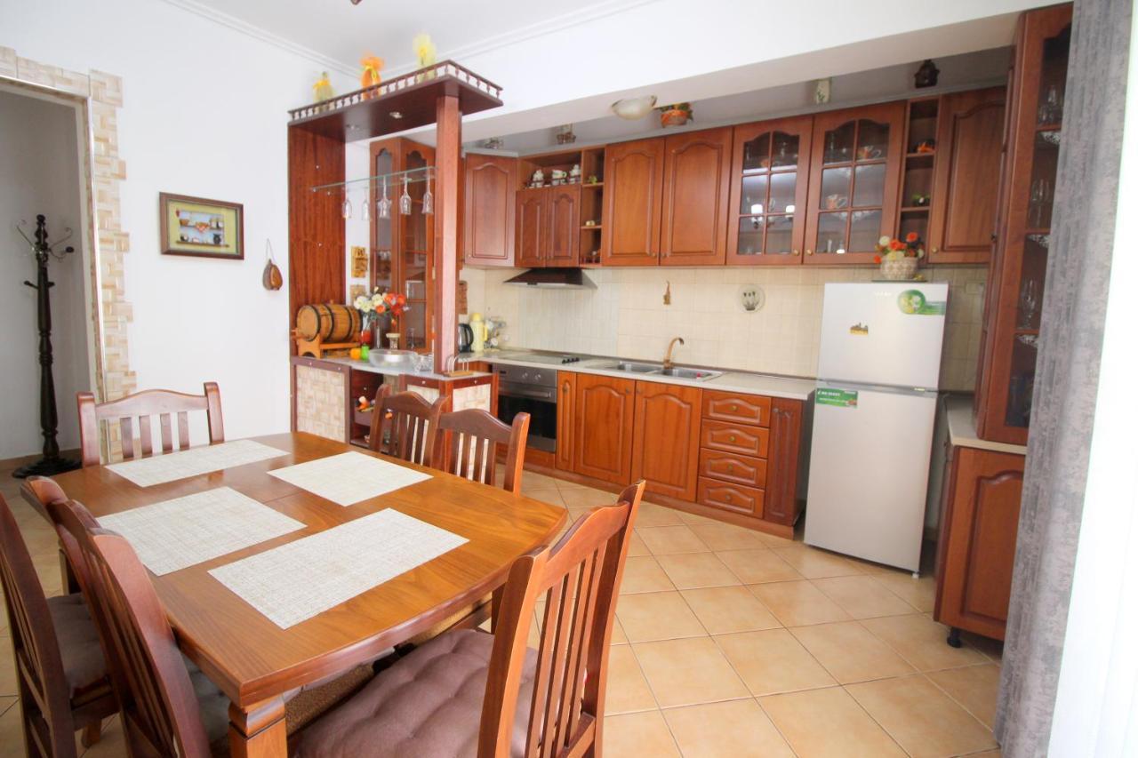 Lengu Holidays Houses Σαράντα Εξωτερικό φωτογραφία