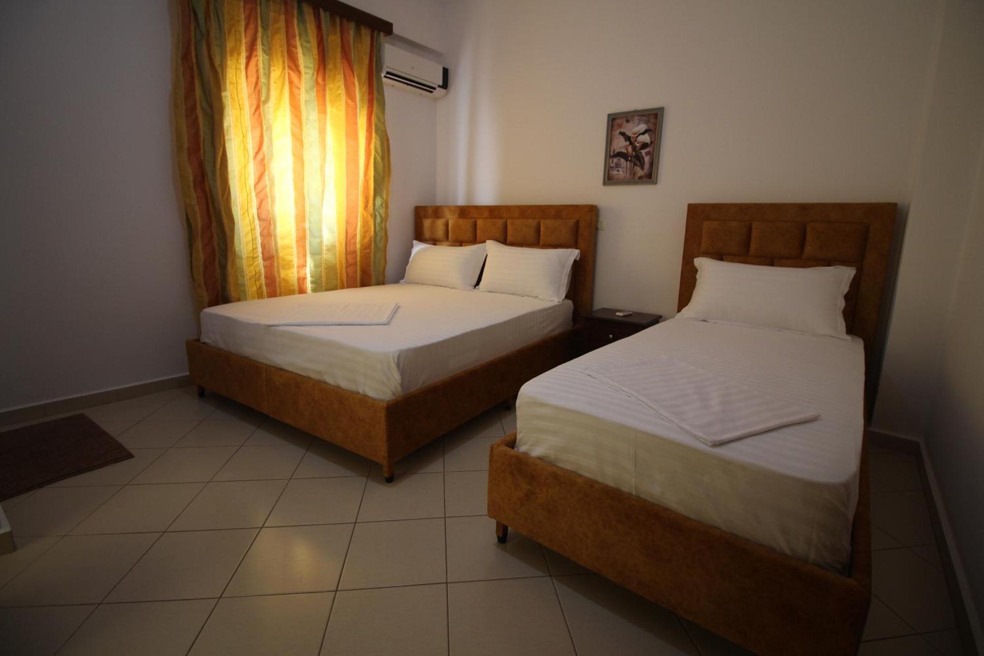 Lengu Holidays Houses Σαράντα Εξωτερικό φωτογραφία