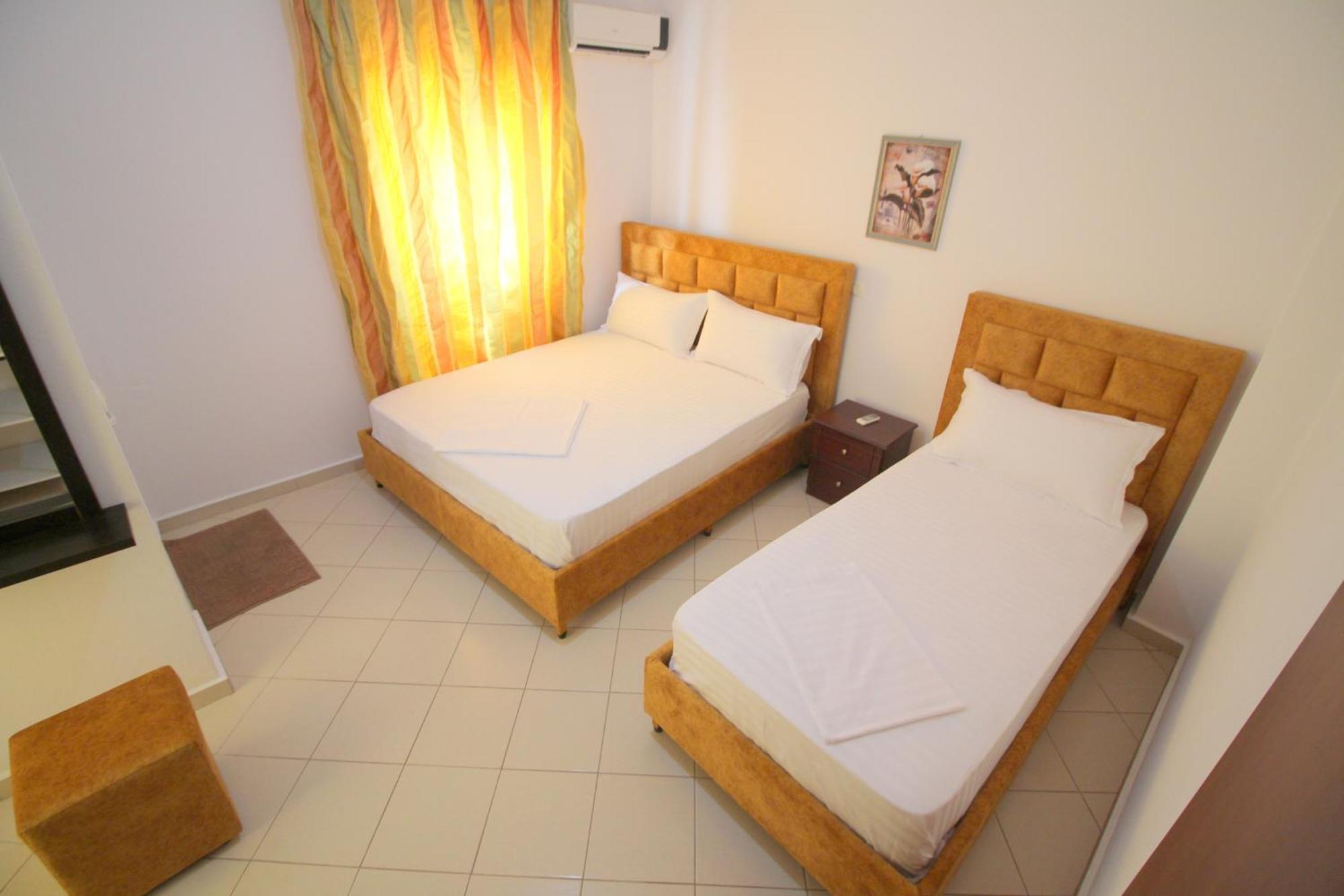 Lengu Holidays Houses Σαράντα Εξωτερικό φωτογραφία