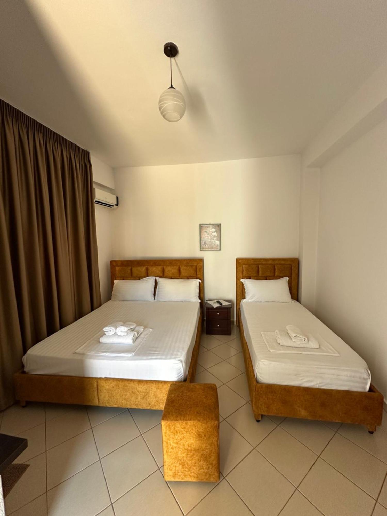 Lengu Holidays Houses Σαράντα Εξωτερικό φωτογραφία
